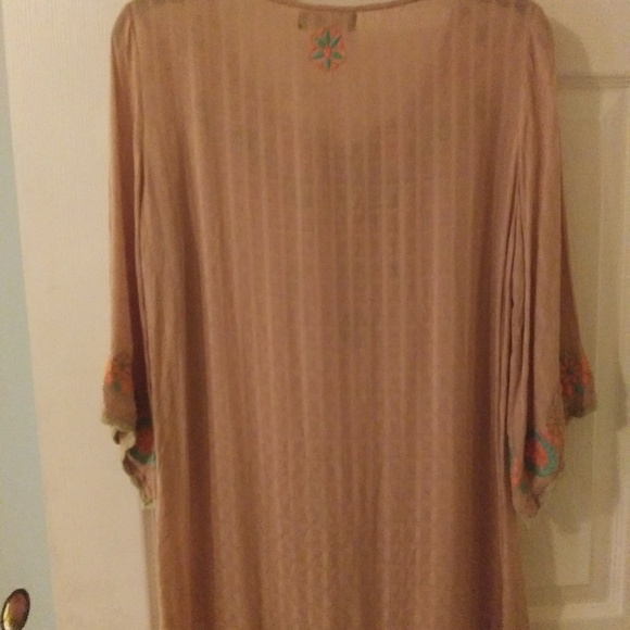Umgee Tunic - Picture 4 of 4